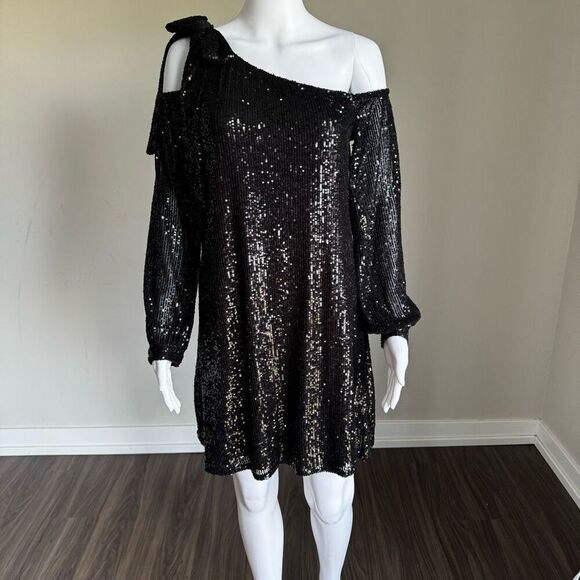 CeCe One Shoulder Sequin Dress With Bow NWT - Picture 3 of 10